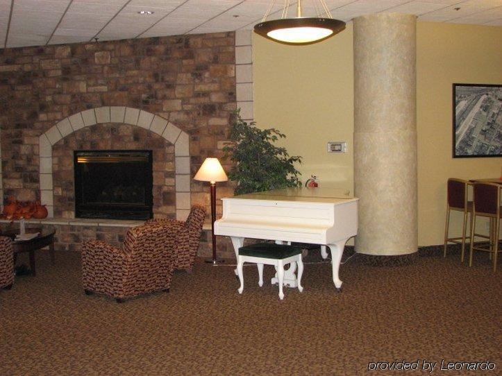 The Suites Hotel At Waterfront Plaza Duluth Interno foto