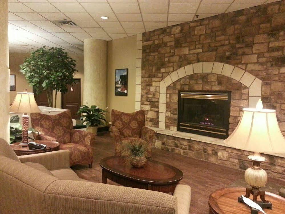 The Suites Hotel At Waterfront Plaza Duluth Esterno foto